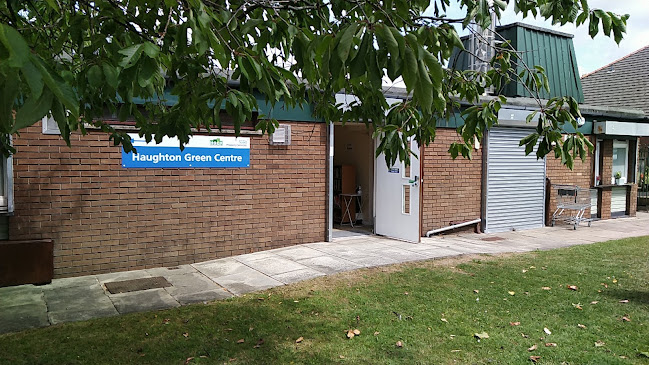 Reviews of Haughton Green Centre in Manchester - Doctor