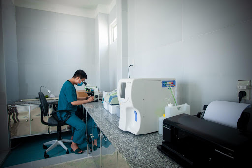 Af1qipoaeqqthwlnsehi6gh Zfesisfeyctfmpz0e1bc