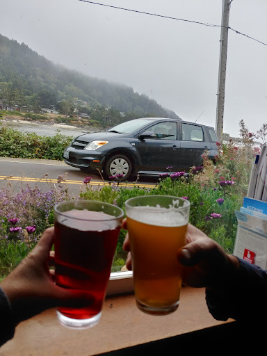 Family Restaurant «Yachats Underground Pub & Grub», reviews and photos, 125 Ocean View Dr, Yachats, OR 97498, USA