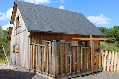 gitechalet"le pradou" à Murol
