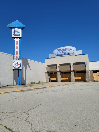 Shopping Mall «Mounds Mall», reviews and photos, 2109 S Scatterfield Rd, Anderson, IN 46016, USA