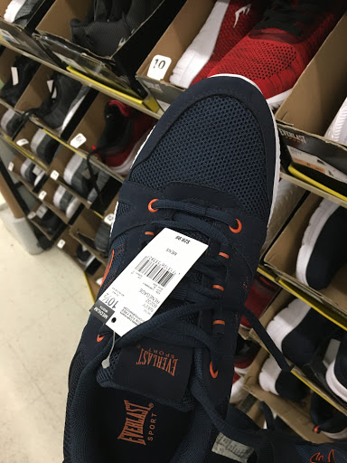 Discount Store «Kmart», reviews and photos, 2000 E 10 Mile Rd, Warren, MI 48091, USA