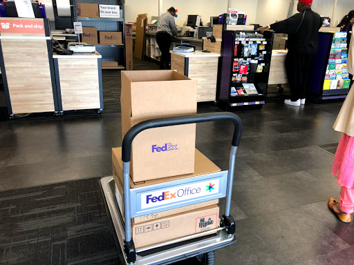 Print Shop «FedEx Office Print & Ship Center», reviews and photos, 604 W Schrock Rd, Westerville, OH 43081, USA