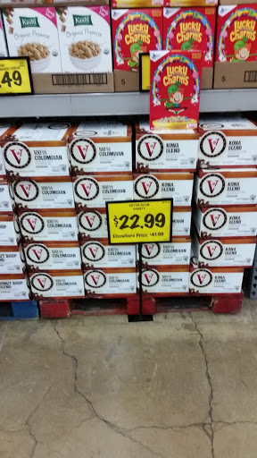 Grocery Store «Grocery Outlet Bargain Market», reviews and photos, 299 D St NE, Salem, OR 97301, USA