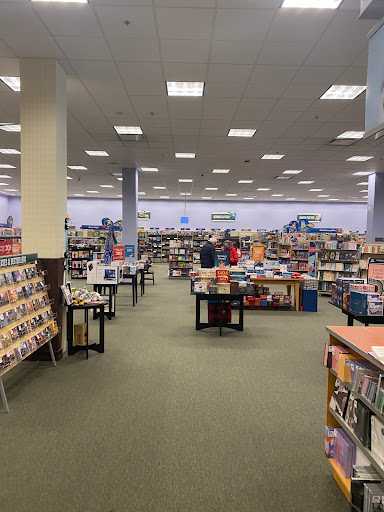 Barnes & Noble image