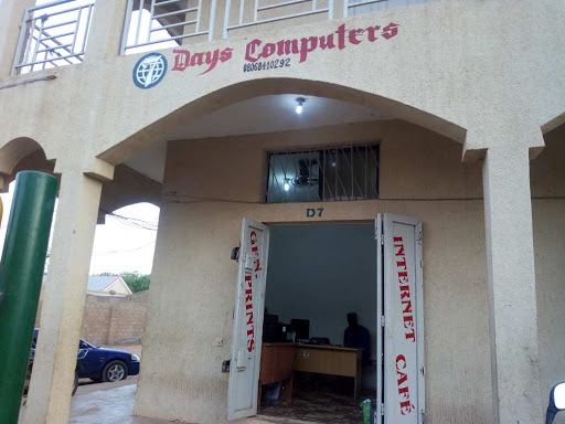 7 DAYS COMPUTERS DAURA, Plaza, No. D7 Nafsah, Daura, Nigeria, Coffee Shop, state Katsina