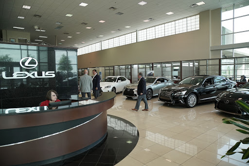 Lexus Dealer «Lexus of Louisville», reviews and photos, 2400 Blankenbaker Pkwy, Louisville, KY 40299, USA