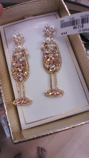 Department Store «Marshalls & HomeGoods», reviews and photos, 6128 Grand Ave, Gurnee, IL 60031, USA