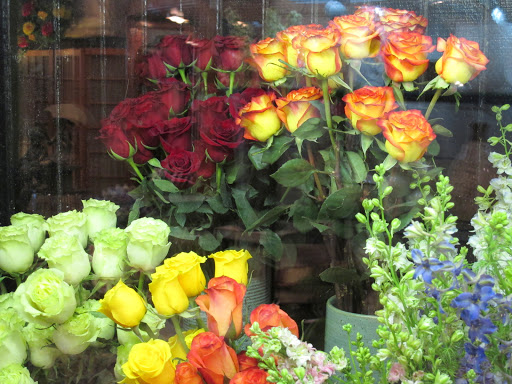 Florist «Hinsdale Flower Shop», reviews and photos, 17 W 1st St, Hinsdale, IL 60521, USA