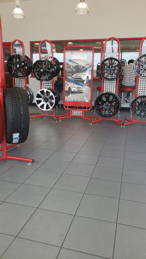 Tire Shop «Discount Tire Store - Leon Valley, TX», reviews and photos, 6221 Bandera Rd, Leon Valley, TX 78238, USA