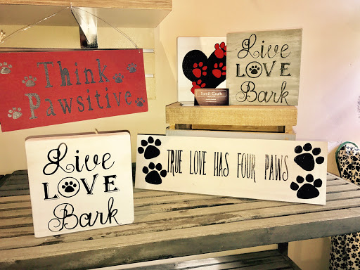 Pet Store «Whisker Bones Supply Co.», reviews and photos, 138 N Main St, Edwardsville, IL 62025, USA