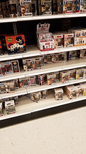 Department Store «Target», reviews and photos, 18855 N Market Pl Dr, Aurora, OH 44202, USA