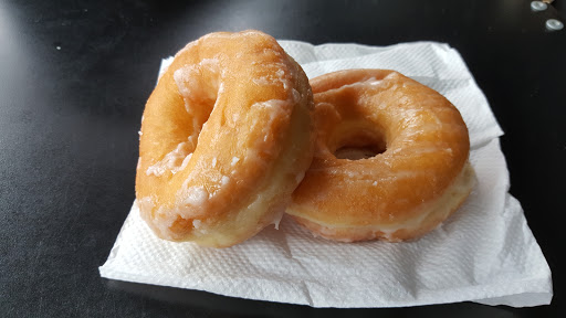 Donut Shop «Donut Hole», reviews and photos, 1623 Gears Rd, Houston, TX 77067, USA