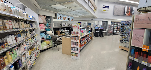 Pharmacy «Walgreens Pharmacy», reviews and photos, 2401 W Ledbetter Dr, Dallas, TX 75233, USA