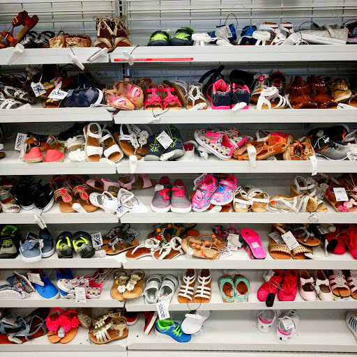 Clothing Store «Ross Dress for Less», reviews and photos, 7156 Plaza Center Dr, West Jordan, UT 84084, USA