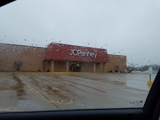 JCPenney, 87 Village Square Mall, Effingham, IL 62401, USA, 