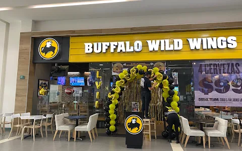 Buffalo Wild Wings image