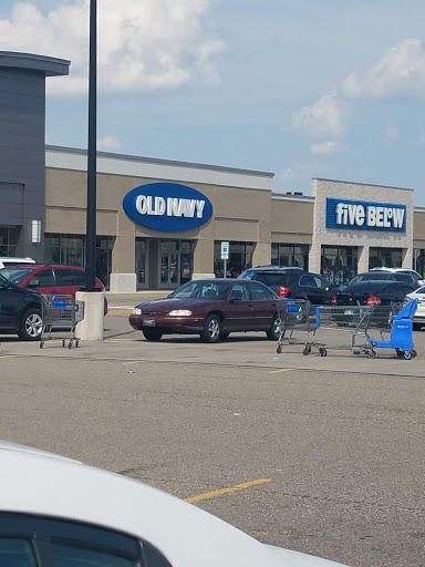Variety Store «Five Below», reviews and photos, 8317 E Twelve Mile Rd, Warren, MI 48093, USA