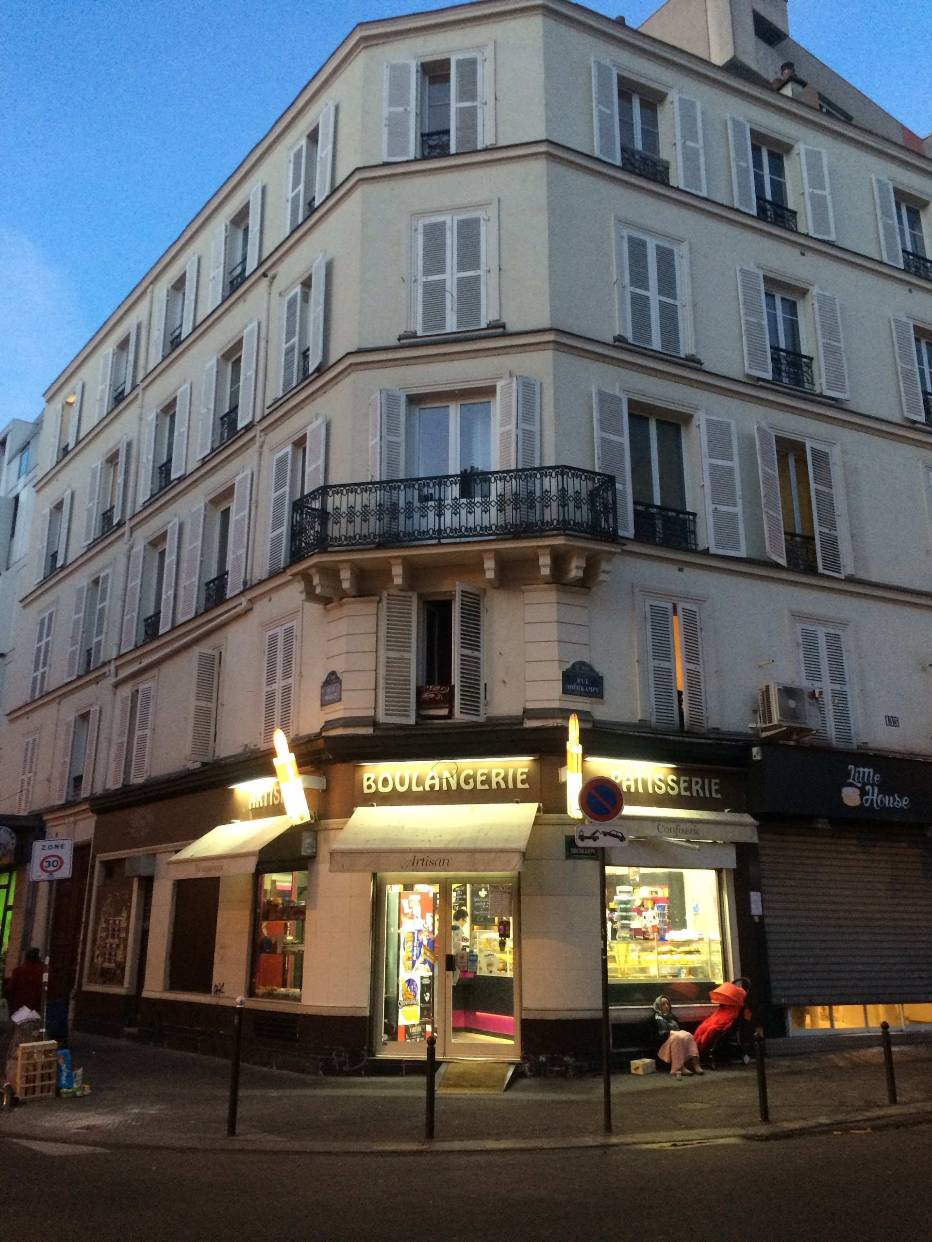 Photo n° 2 de l'avis de Trouble..r fait le 14/12/2016 à 09:15
