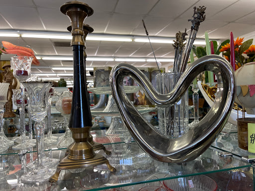 Thrift Store «JUNK 4 UR TRUNK THRIFT STORE», reviews and photos, 5494 New Jesup Hwy, Brunswick, GA 31523, USA