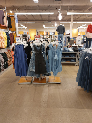 Shopping Mall «Brunswick Square», reviews and photos, 755 NJ-18, East Brunswick, NJ 08816, USA