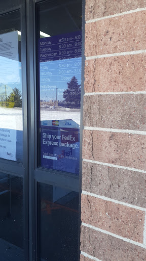 Shipping and Mailing Service «FedEx Ship Center», reviews and photos, 721 Industrial Dr, Cary, IL 60013, USA