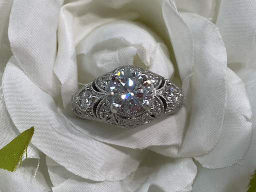 Wholesale Jeweler «Downtown Goldsmith», reviews and photos, 139 N Woodland Blvd, DeLand, FL 32720, USA