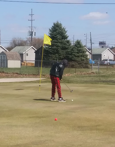 Golf Course «Dundee Golf Club», reviews and photos, 13851 S Custer Rd, Dundee, MI 48131, USA