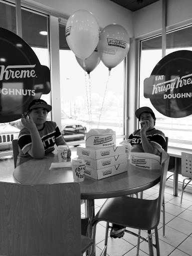 Bakery «Krispy Kreme Doughnuts», reviews and photos, 504 E Meighan Blvd, Gadsden, AL 35903, USA