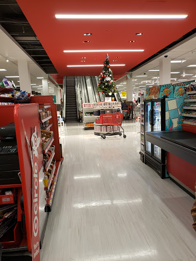 Shopping Mall «Queens Place», reviews and photos, 8801 Queens Blvd, Queens, NY 11373, USA