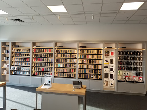 Cell Phone Store «Verizon», reviews and photos, 2740 Main St NW #104, Coon Rapids, MN 55448, USA