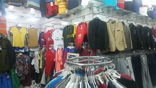 الرجل الانسب للملابس الرجاليه 