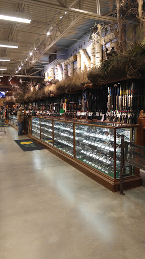 Sporting Goods Store «Bass Pro Shops», reviews and photos, 1000 Basspro Dr, Houston, TX 77047, USA