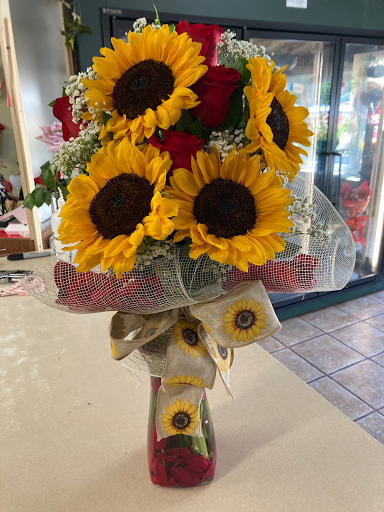 Florist «Floreria Mexico», reviews and photos, 14 N Union St, Aurora, IL 60505, USA