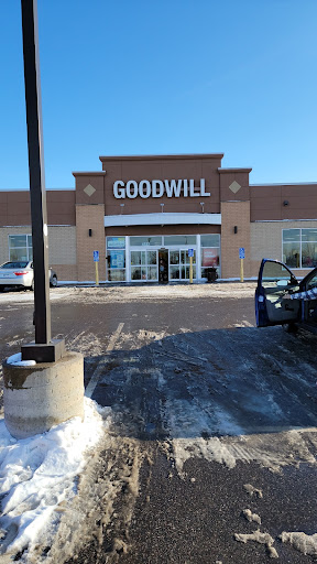 Thrift Store «Goodwill - Blaine: Ball Road NE», reviews and photos, 4333 Ball Rd NE, Circle Pines, MN 55014, USA