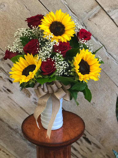 Tehama Floral Company image