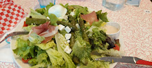 Salade César du Restaurant américain Holly's Diner à Poitiers - n°7