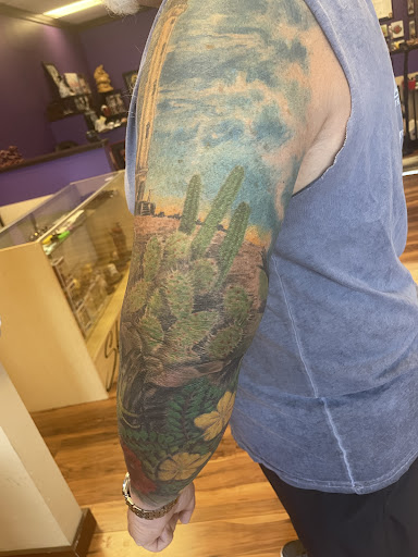 Tattoo Shop «Skinhibitions», reviews and photos, 2790 Metro Plaza, Woodbridge, VA 22192, USA