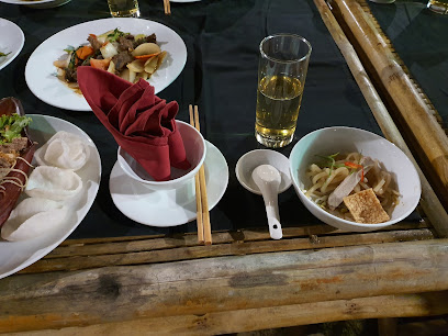 Nhà hàng Sông Trăng Hội An (Moon River Restaurant)
