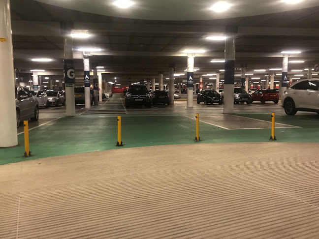 Golden Square Shopping Centre Car Park - Parking garage