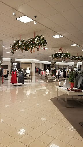Department Store «Nordstrom Beachwood Place», reviews and photos, 26200 Cedar Rd, Beachwood, OH 44122, USA
