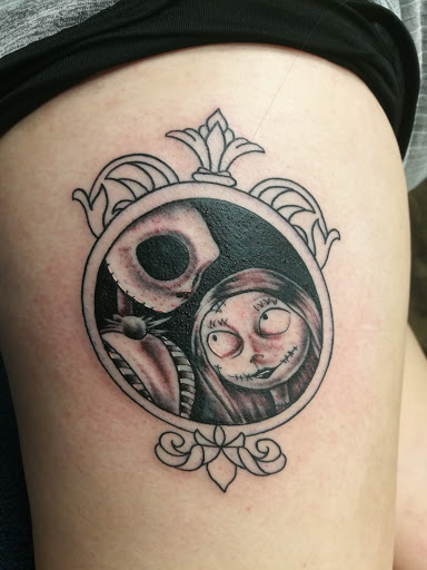 Tattoo Shop «Looking Glass Tattoo & Gallery», reviews and photos, 2110 SW Brandywine Ln #140, Topeka, KS 66604, USA