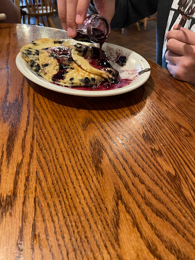 American Restaurant «Cracker Barrel Old Country Store», reviews and photos, 716 N Campbell Station Rd, Farragut, TN 37934, USA