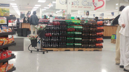 Grocery Store «Family Fare Supermarket», reviews and photos, 7402 N 30th St, Omaha, NE 68112, USA