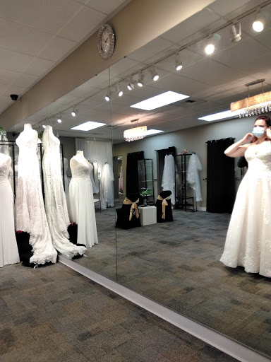 Tuxedo Shop «The Wedding Bell», reviews and photos, 2609 6th Ave, Tacoma, WA 98406, USA