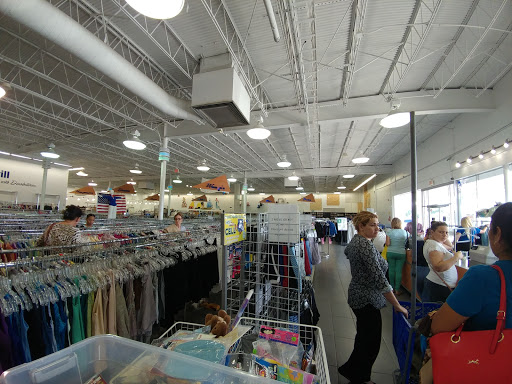Thrift Store «Goodwill Tamiami Superstore», reviews and photos