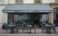 Atmosphère du Restaurant portugais Le Petit à Petit à Levallois-Perret - n°2