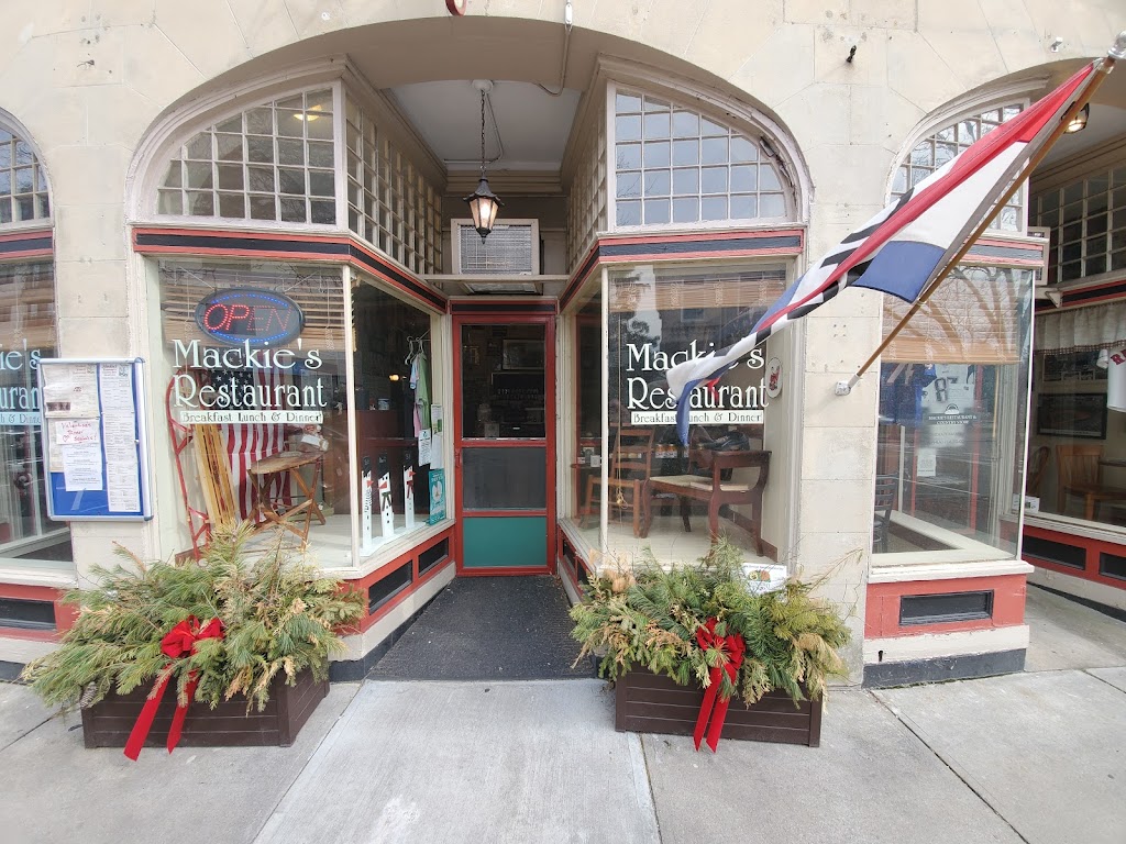 Mackie's Family Restaurant 02760