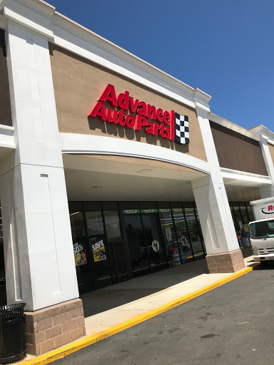 Auto Parts Store «Advance Auto Parts», reviews and photos, 13653 Lee Jackson Memorial Hwy, Chantilly, VA 20151, USA