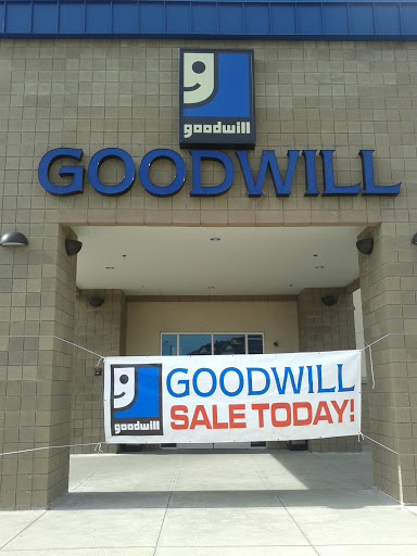 Thrift Store «Goodwill», reviews and photos